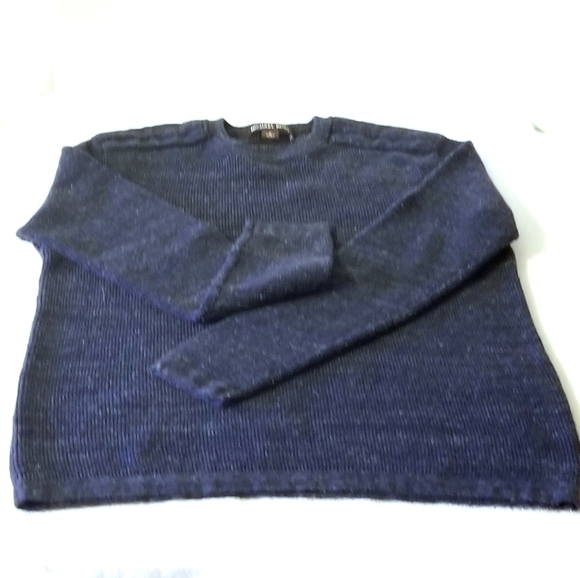 Michael Kors  Men's Blue Crewneck Sweater in EUC - Picture 3 of 4